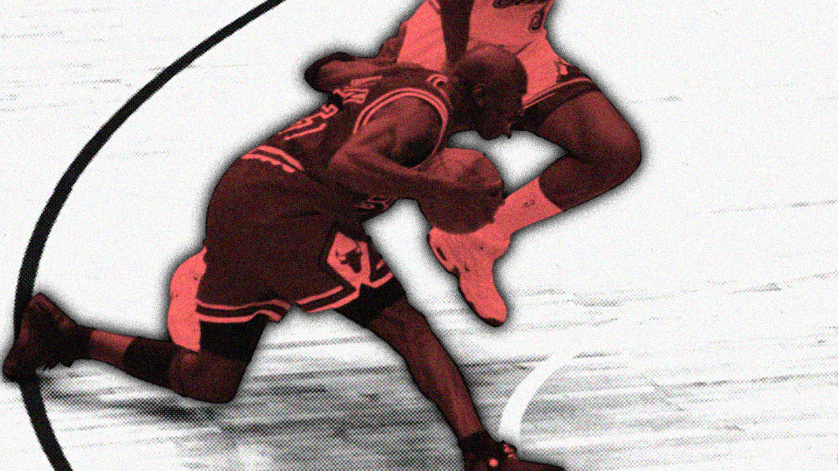 Watch Michael Jordan's Iconic 'Last Shot' From 1998 NBA Finals
